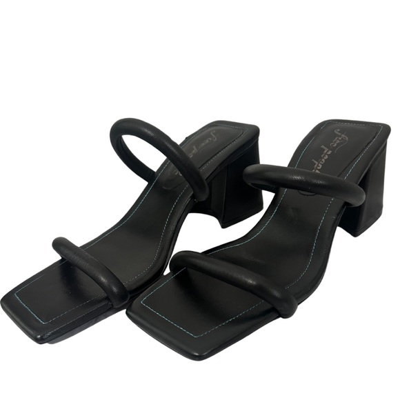 Free People Parker Double Strap Block Heel Sandals size 38.5 Black New - Picture 1 of 5